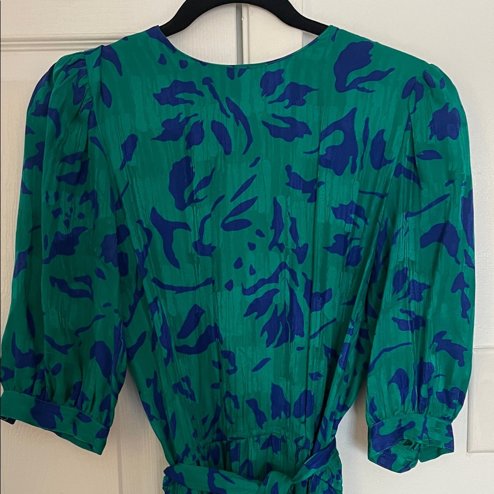 Vintage 100% Silk Chic Patterned puff sleeve maxi Dress